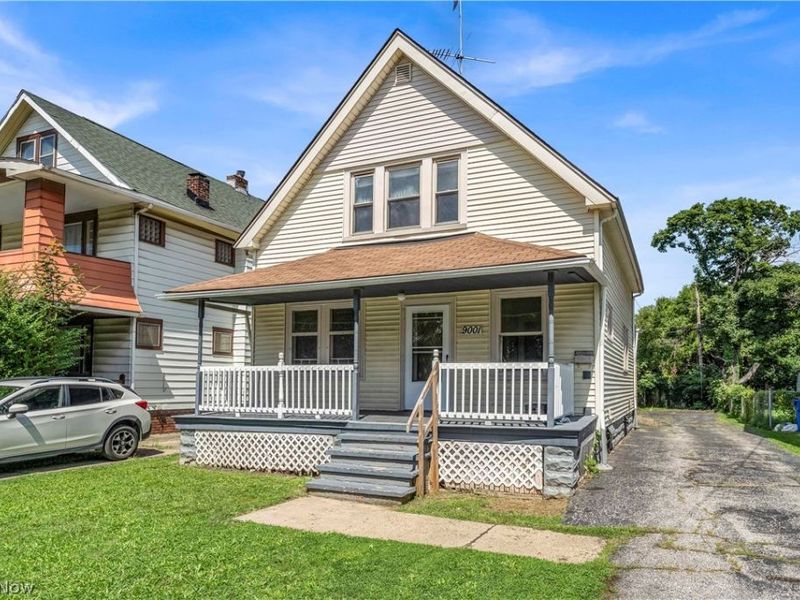 9001 Rosewood Avenue, Cleveland, OH 44105 Photo 22