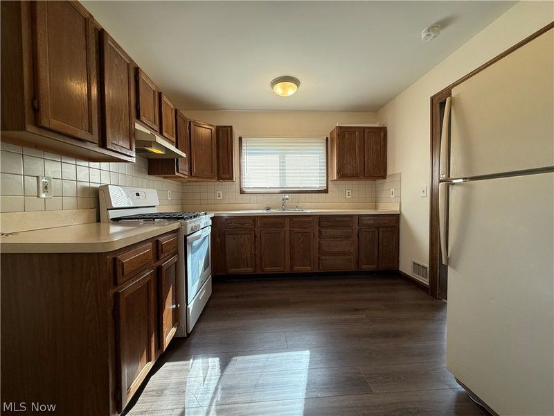 9405 Bancroft Avenue, Unit UP, Cleveland, OH 44105 Photo 8