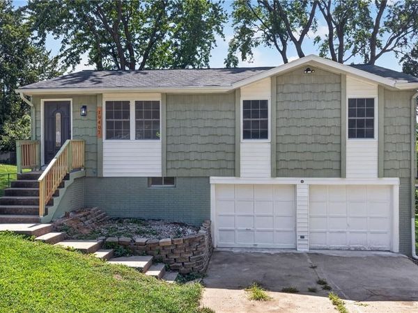 19407 E 5th Terrace Court, Independence, MO 64056