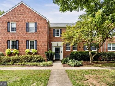 6706 W WAKEFIELD DRIVE, Unit A2, ALEXANDRIA, VA 22307