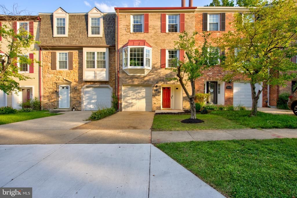 10317 BROOM LANE , LANHAM, MD 20706