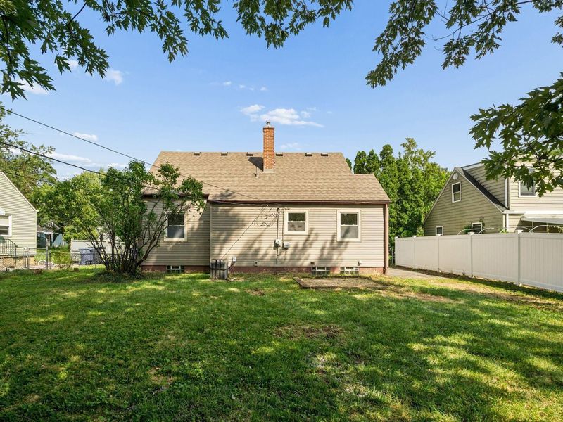 1196 Frisbee Drive , Columbus, OH 43224 Photo 24