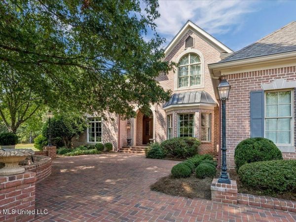 5220 Wedgewood Drive, Olive Branch, MS 38654