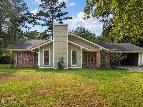 147 Oak Park Drive, Forest, MS 39074