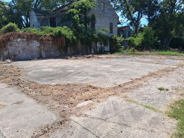 120 Homochitto Street, Natchez, MS 39120