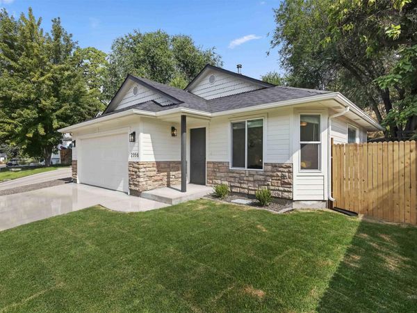 2356 W Hill Road, Boise, ID 83702
