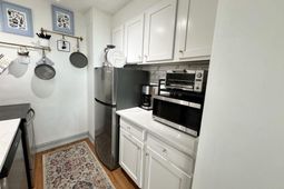 1520 Senate Street  photo 4