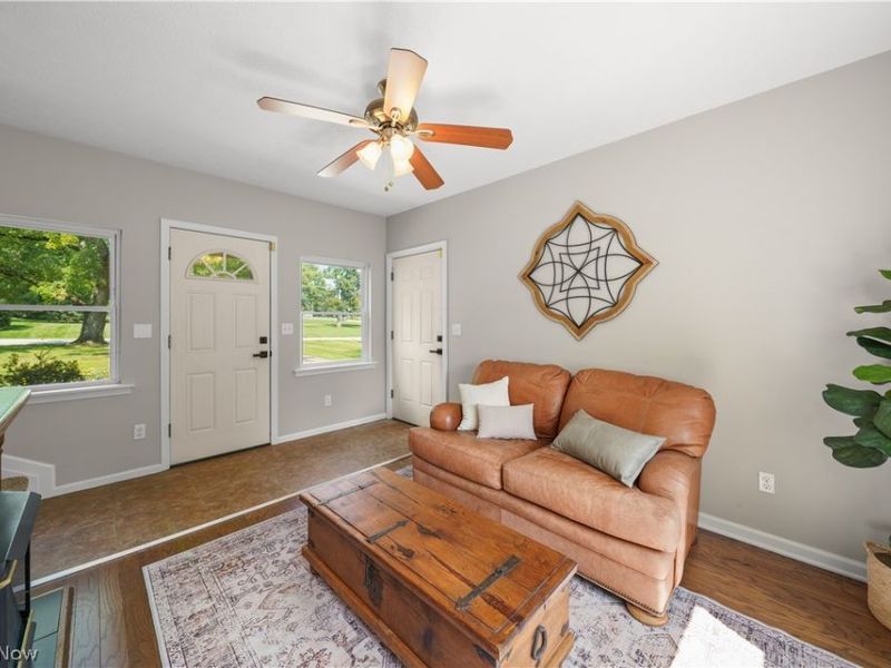 17300 Spanghurst Drive, Walton Hills, OH 44146 Photo 5