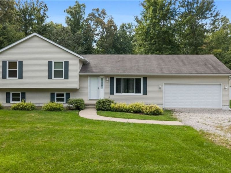 4033 Court Road, Wakeman, OH 44889 Photo 1