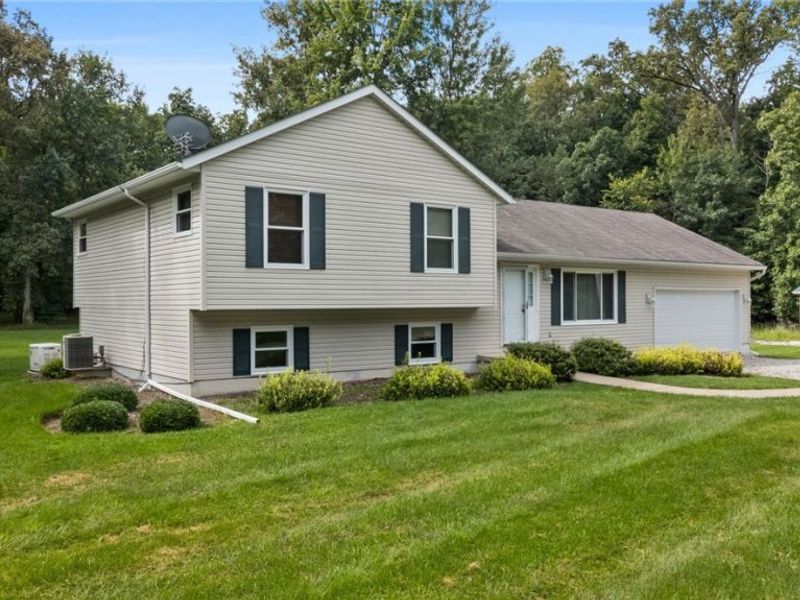 4033 Court Road, Wakeman, OH 44889 Photo 2