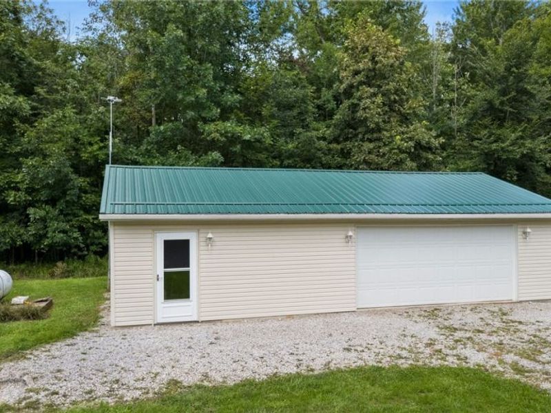 4033 Court Road, Wakeman, OH 44889 Photo 6