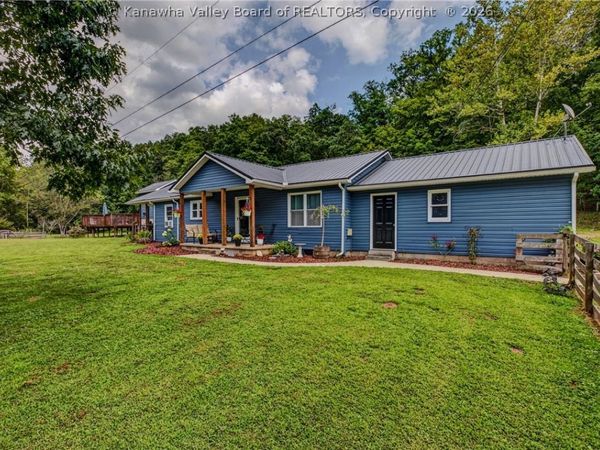 39 Neal Lane, Hurricane, WV 25526