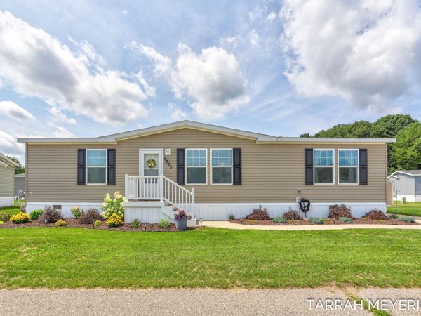 8665 Sand Wedge Trail, Unit 781, West Olive, MI 49460
