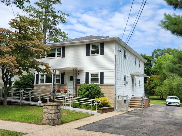 219 Third , Unit 2nd fl., West Haven, CT 06516