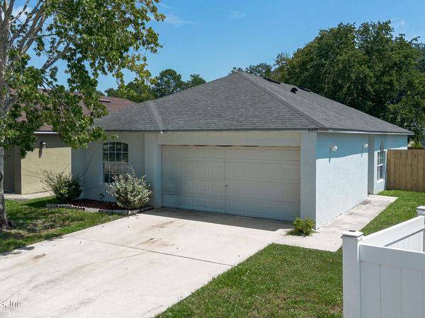8451 OAK CROSSING Drive W, Jacksonville, FL 32244