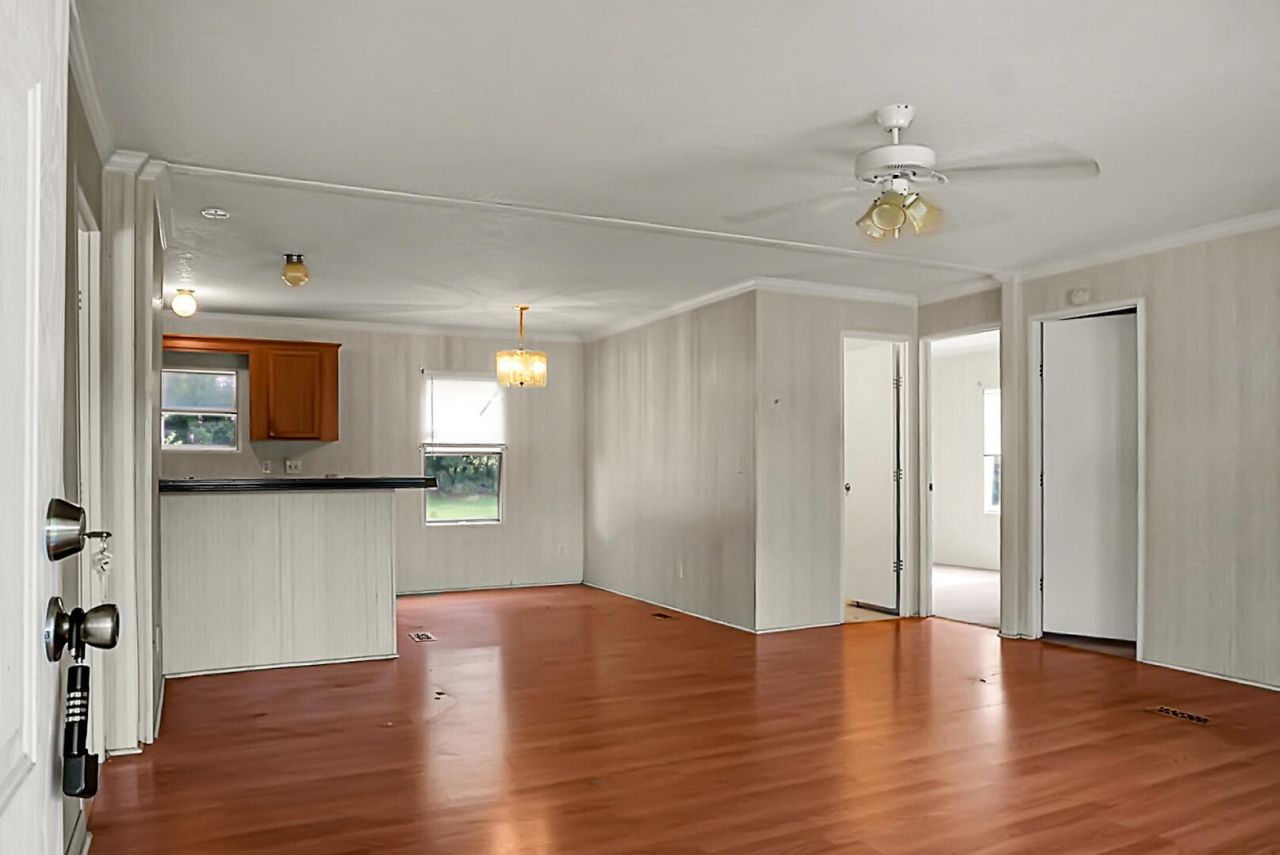 110 Minnie Court Photo 13