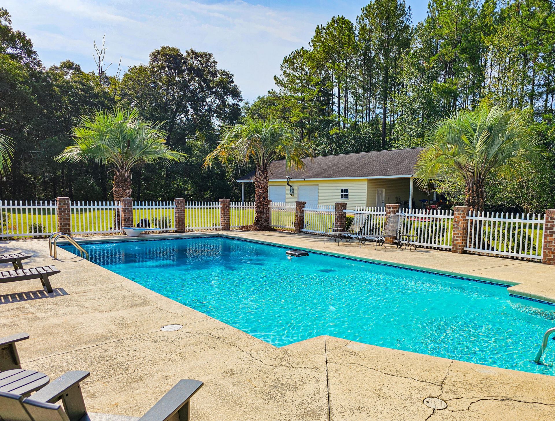 220 Sandy Springs Circle Photo 19