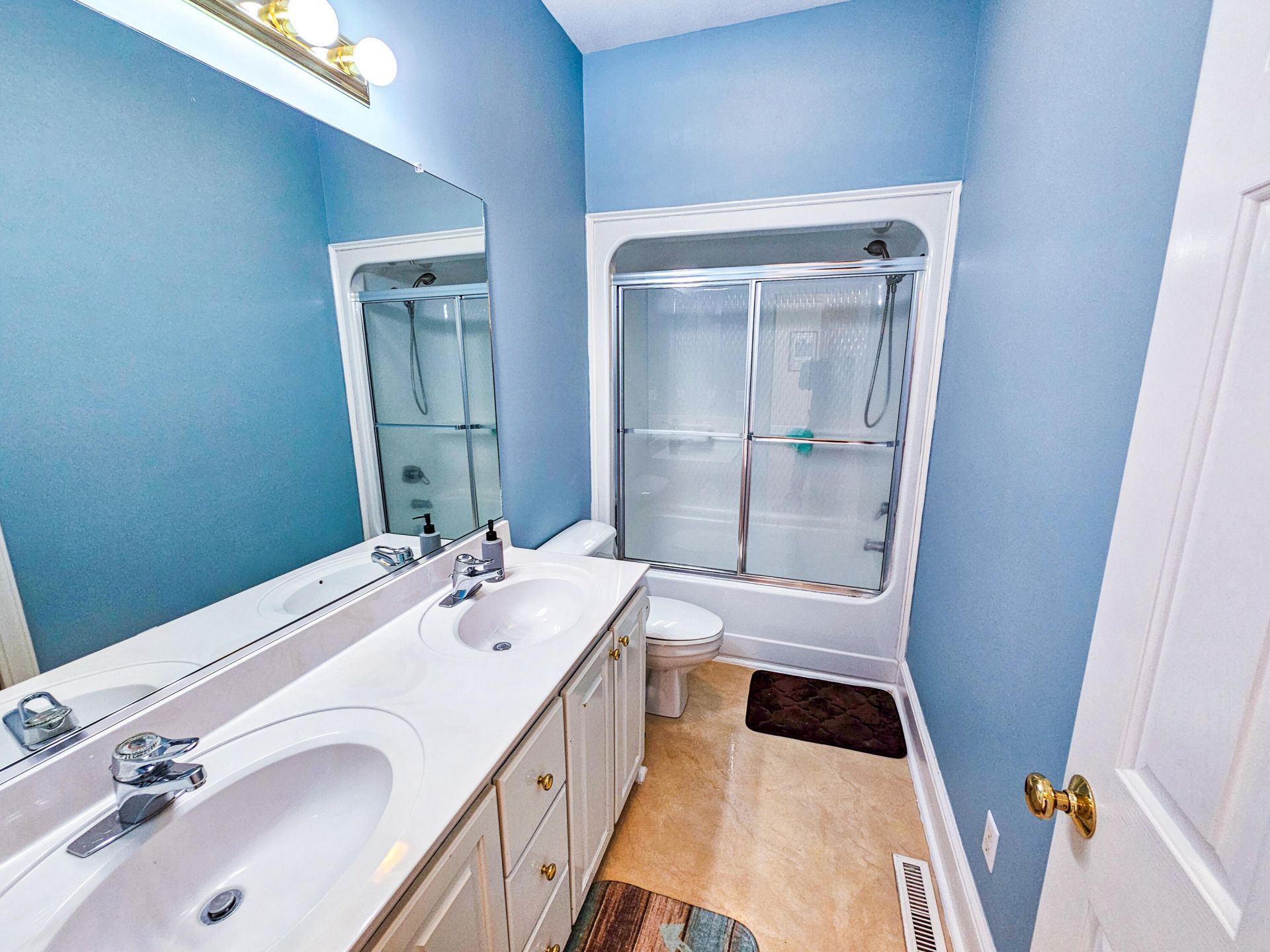 220 Sandy Springs Circle Photo 47