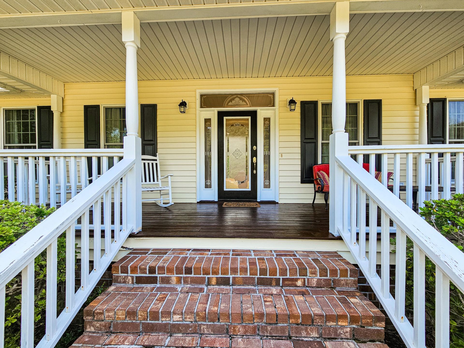 220 Sandy Springs Circle Photo 5
