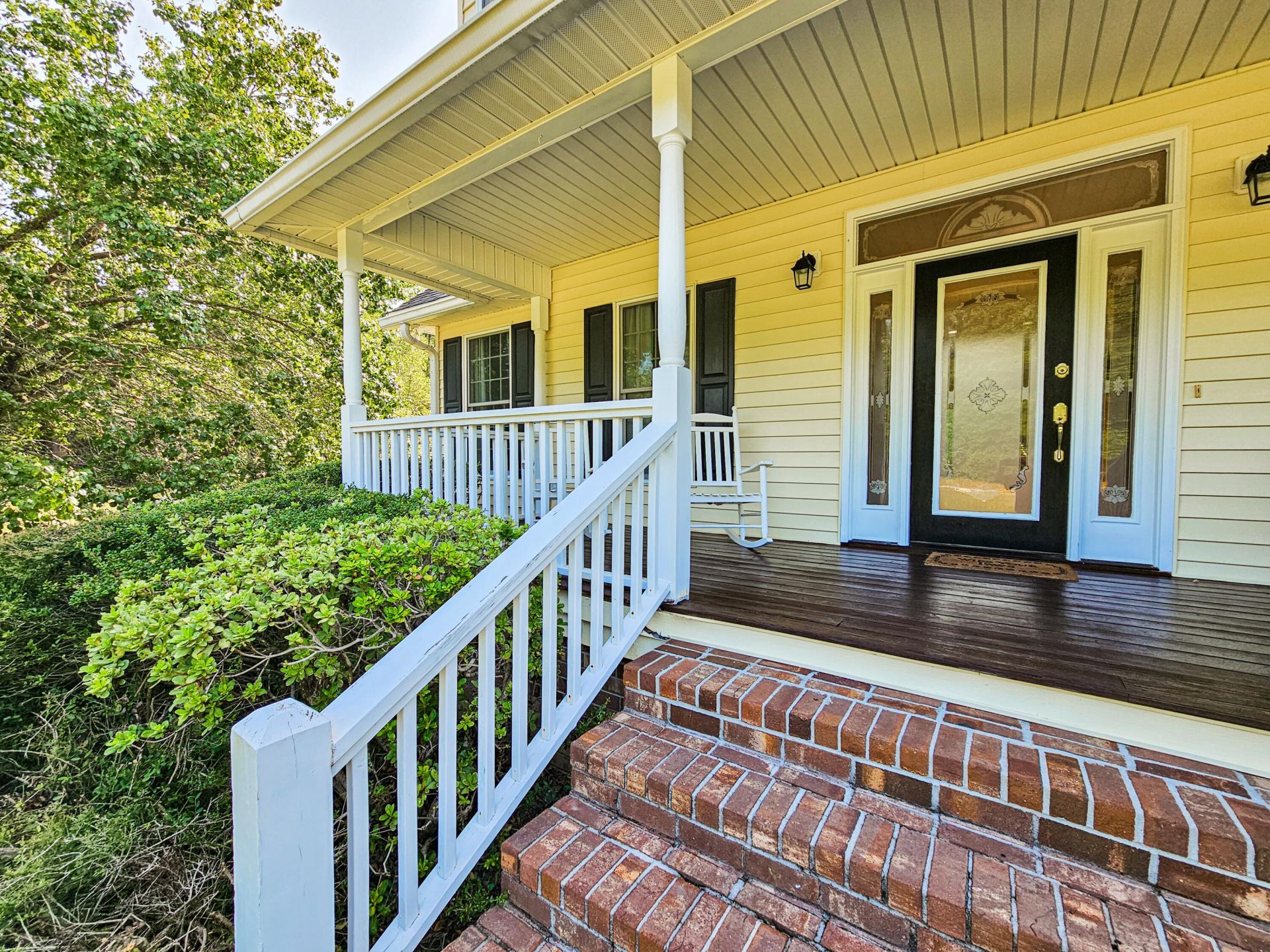 220 Sandy Springs Circle Photo 6
