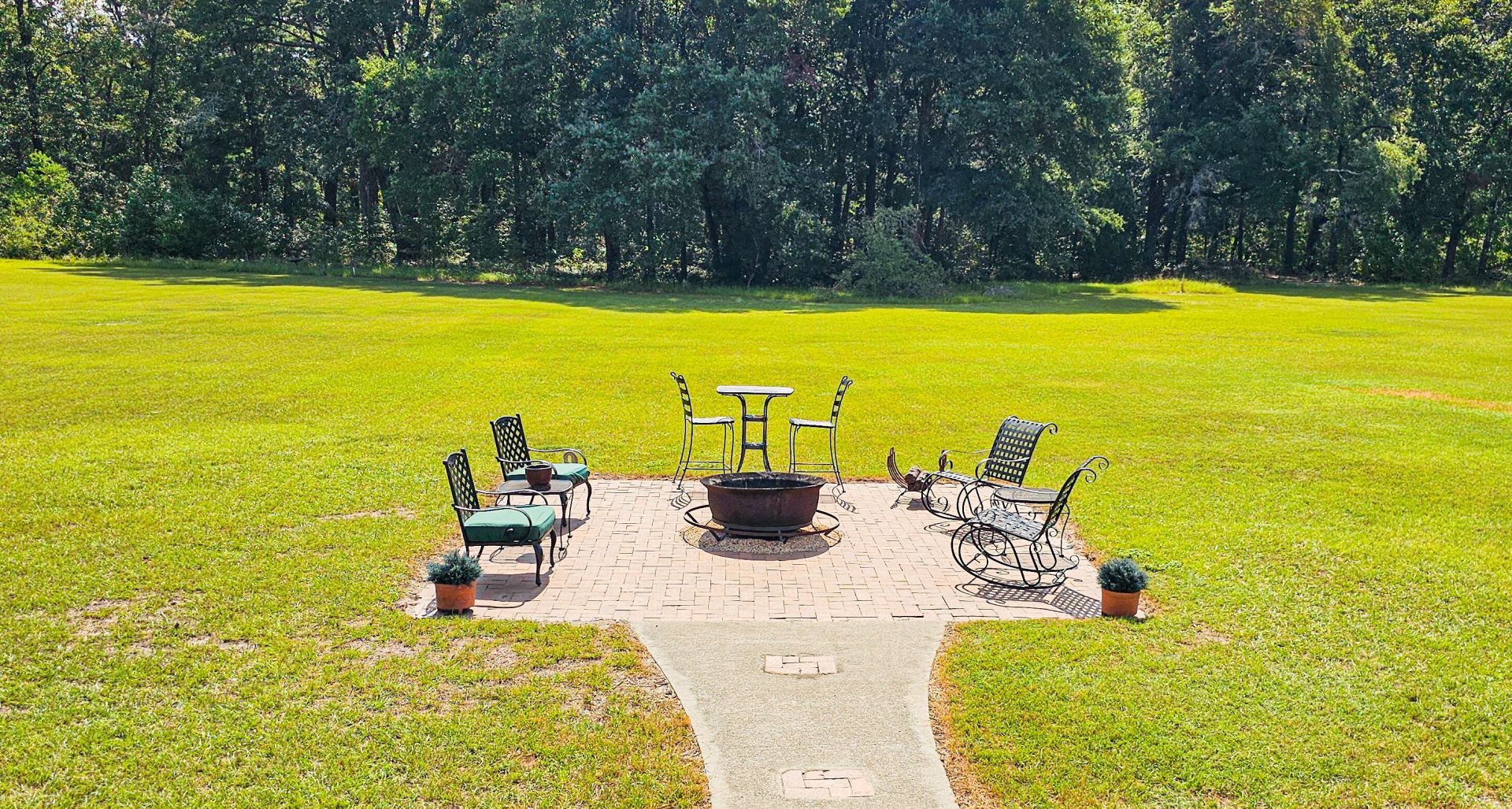 220 Sandy Springs Circle Photo 89