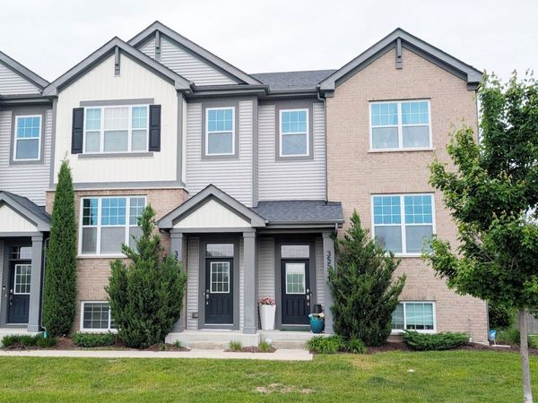 3S513 Barkley Avenue , Warrenville, IL 60563