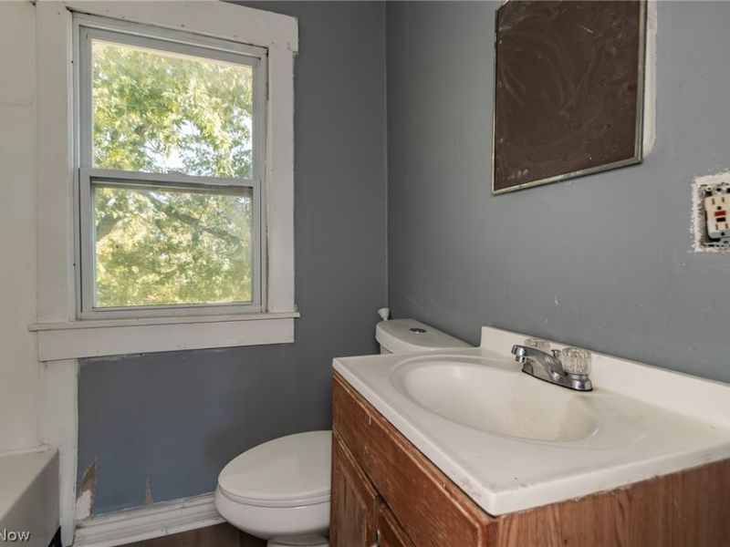 3651 E 103rd Street, Cleveland, OH 44105 Photo 17