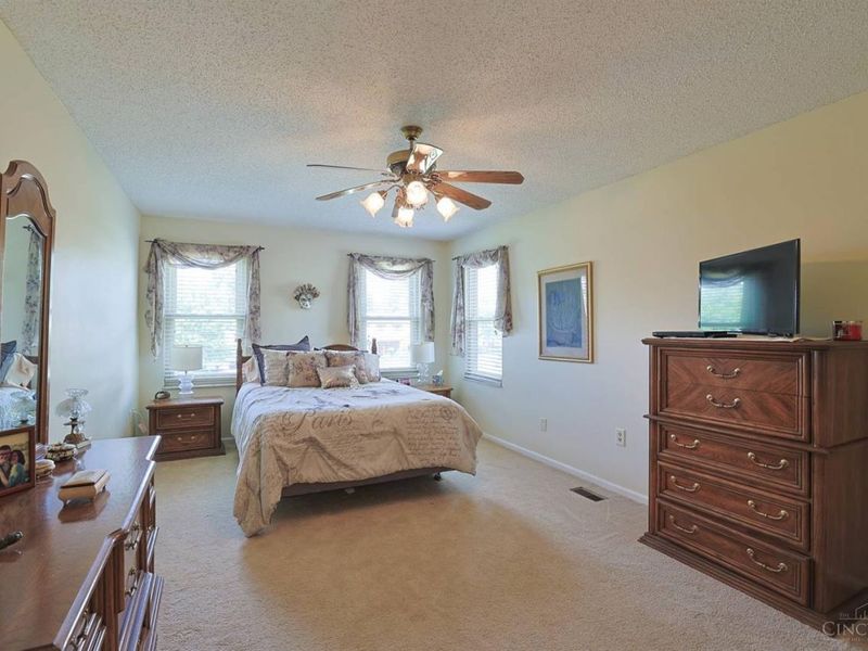 7363 Timbernoll Drive, West Chester, OH 45069 Photo 18