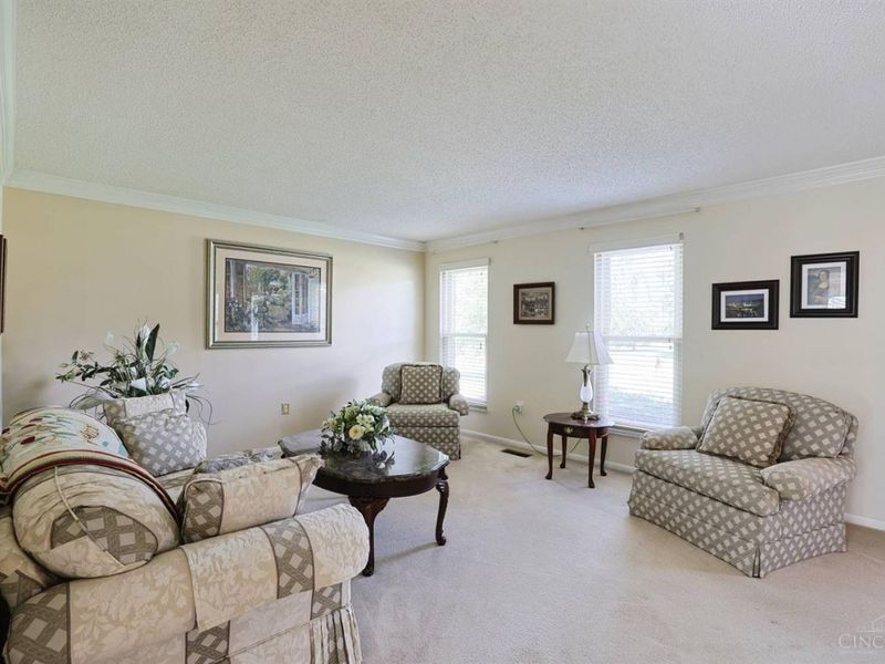 7363 Timbernoll Drive, West Chester, OH 45069 Photo 7