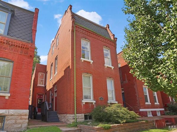 3425 Illinois Avenue , St Louis, MO 63118