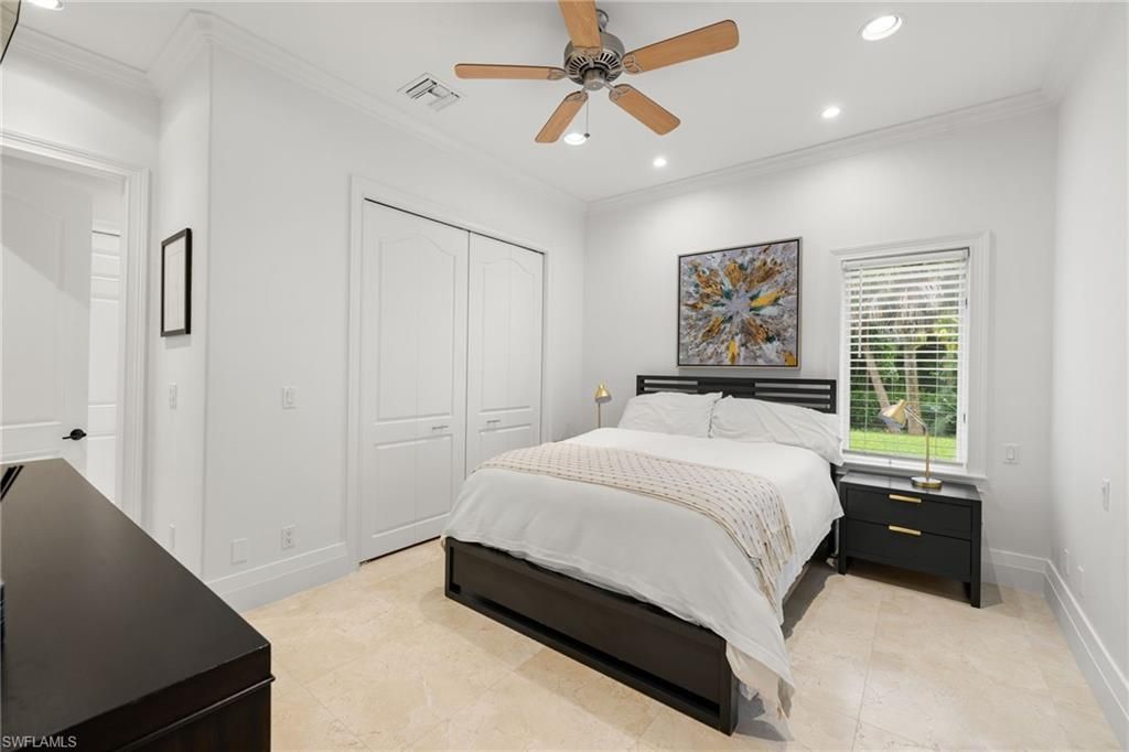 4860 Sycamore Dr, Naples, FL 34119 Photo
