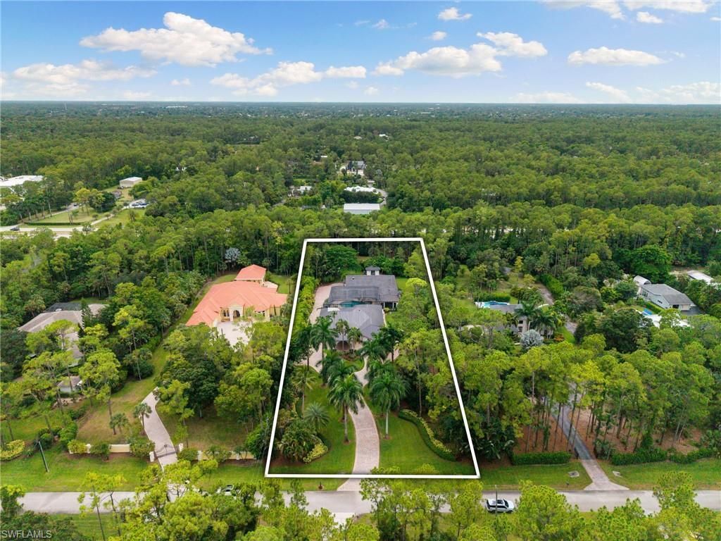 4860 Sycamore Dr, Naples, FL 34119 Photo