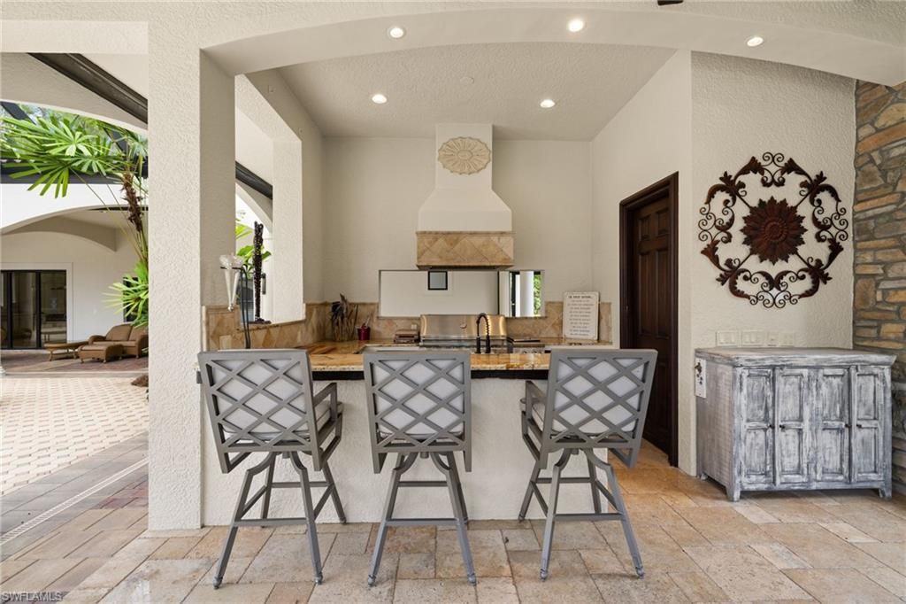 4860 Sycamore Dr, Naples, FL 34119 Photo