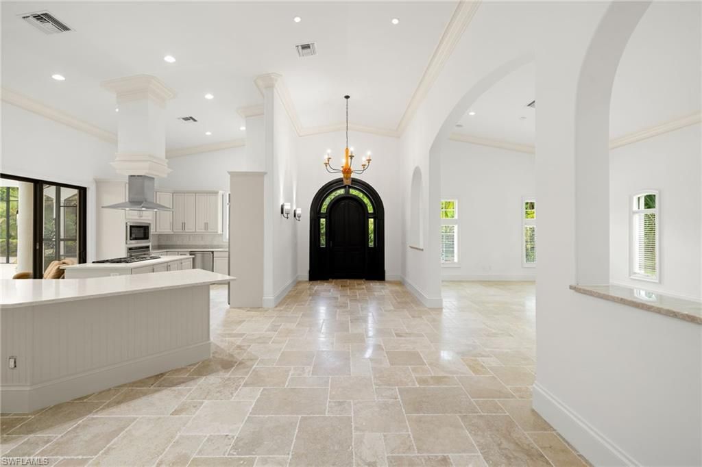 4860 Sycamore Dr, Naples, FL 34119 Photo