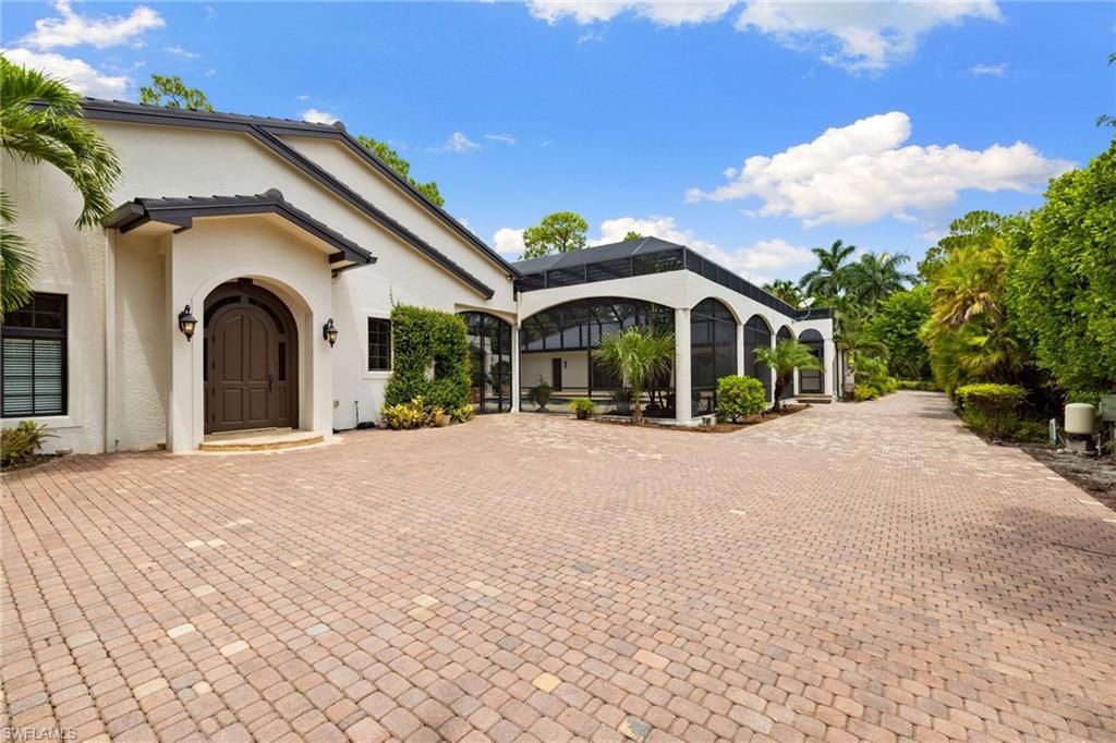 4860 Sycamore Dr, Naples, FL 34119 Photo
