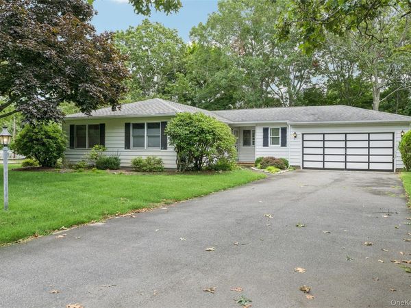 23 Argonne Road , Hampton Bays, NY 11946