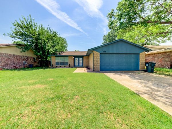 11908 78th Place North , Owasso, OK 74055