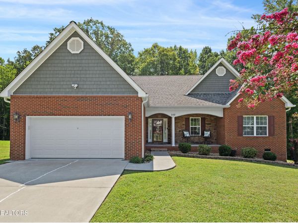 332 Shadows Lawn Drive, Athens, TN 37303