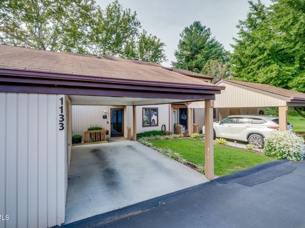 1133 Pebble Drive, Unit 1133, Bristol, VA 24201