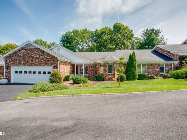 105 Colooney Circle, Unit 105, Bristol, TN 37620