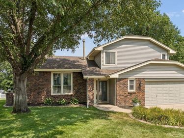 1235 S 169th Street, Omaha, NE 68130