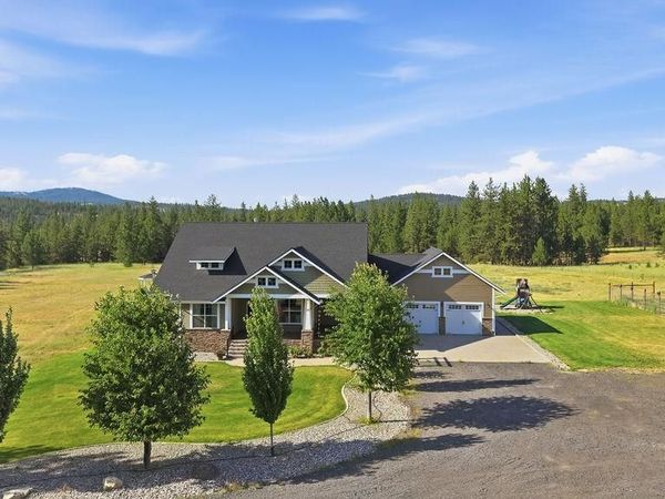 5748 Jergens Rd, Nine Mile Falls, WA 99026