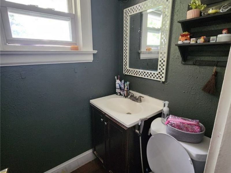 932 Hardesty Boulevard, Akron, OH 44320 Photo 14