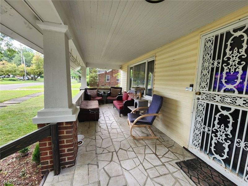 932 Hardesty Boulevard, Akron, OH 44320 Photo 2