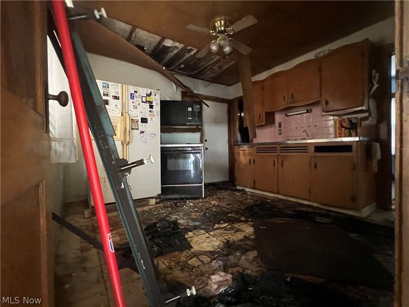 3641 E 106th Street, Cleveland, OH 44105 Photo 8