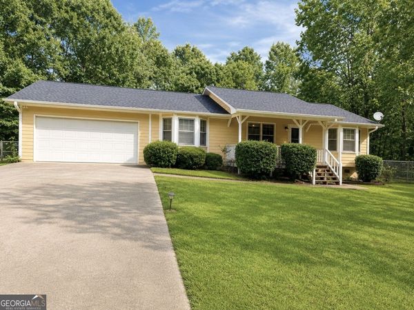 205 Meadowbrook Drive, Mcdonough, GA 30253