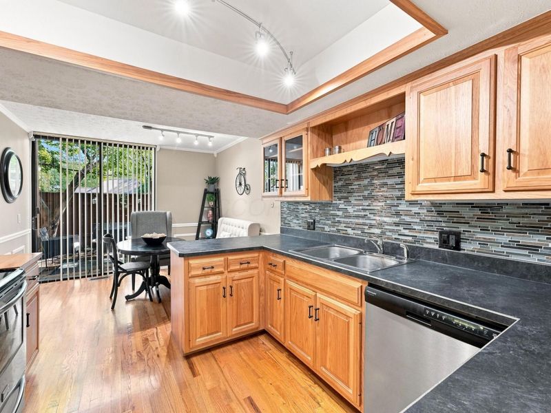 5051 Chuckleberry Lane , Unit 2, Westerville, OH 43081 Photo 12