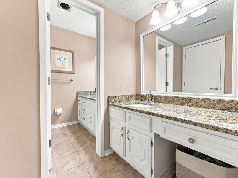 5051 Chuckleberry Lane , Unit 2, Westerville, OH 43081 Photo 27