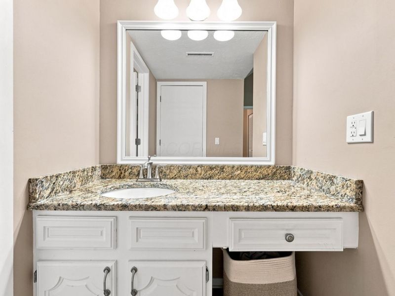 5051 Chuckleberry Lane , Unit 2, Westerville, OH 43081 Photo 28