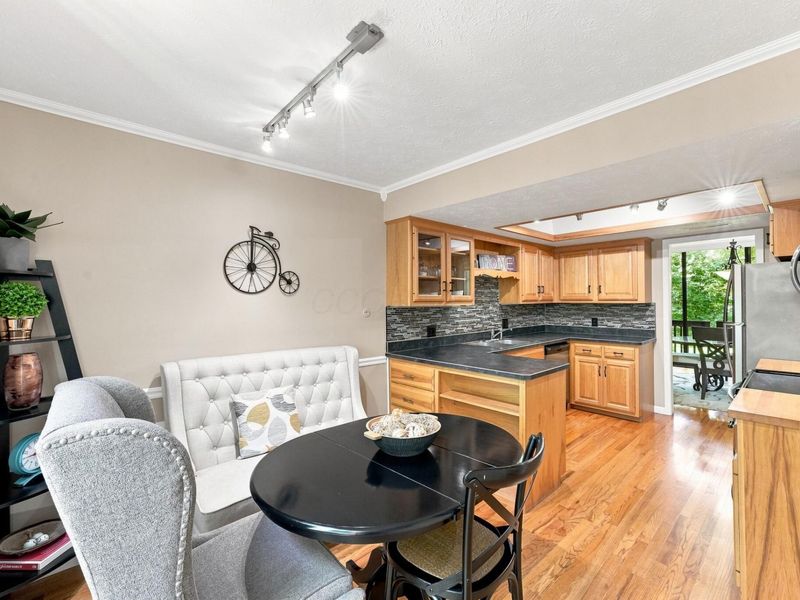 5051 Chuckleberry Lane , Unit 2, Westerville, OH 43081 Photo 5